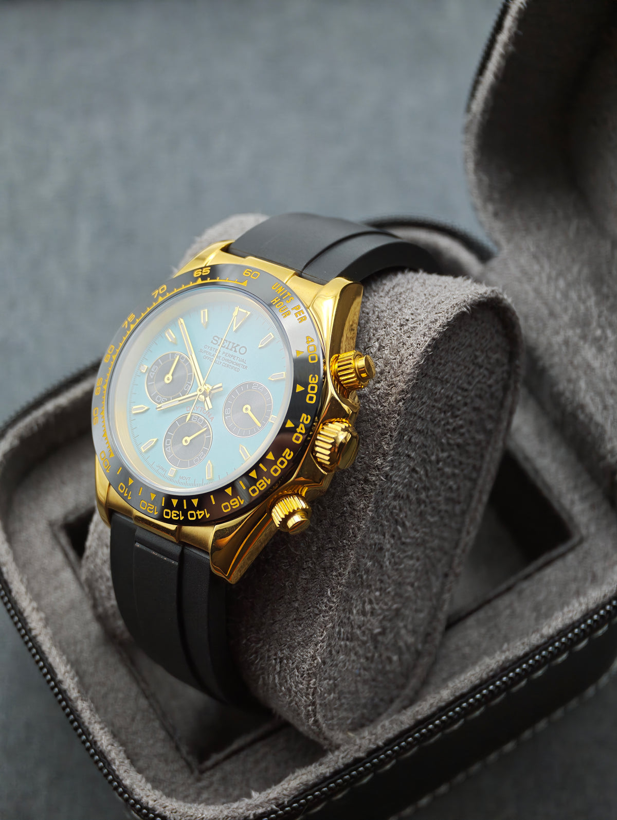 Tiffany Golden Chronograph | 40mm VK63 Mechaquartz