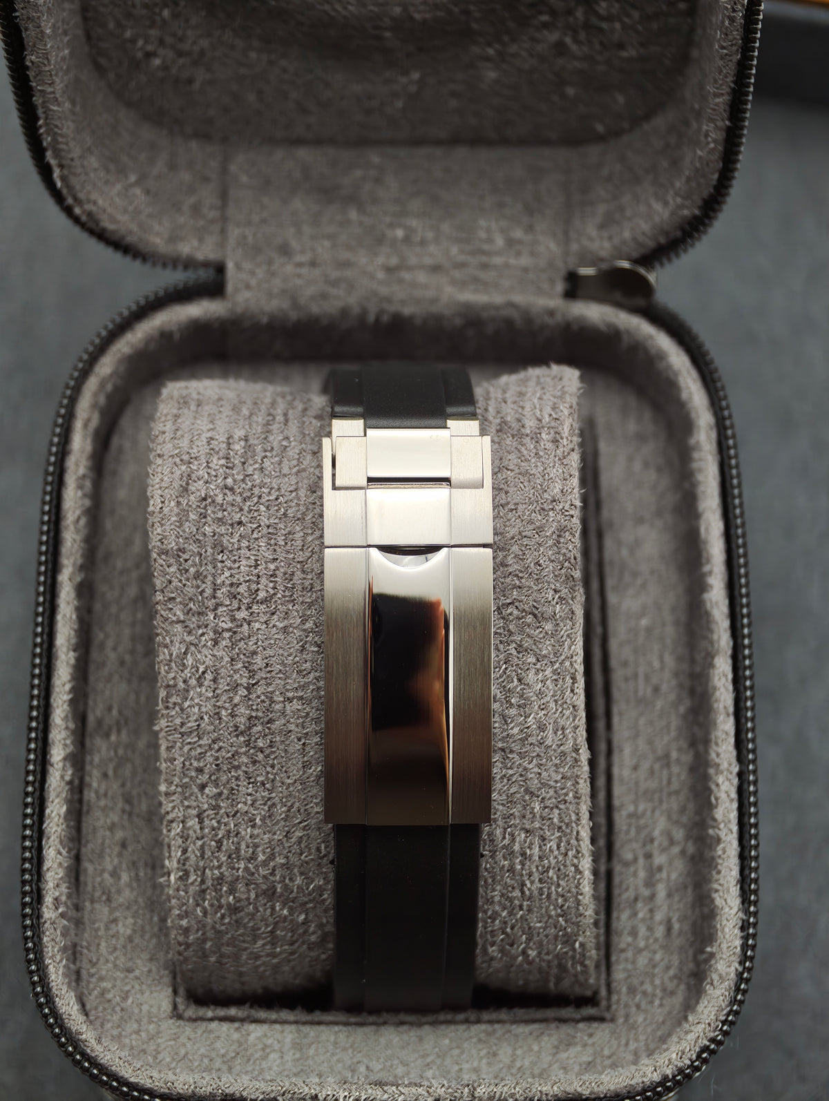 Ghost Chronograph – Panda Dial – 40mm – VK63