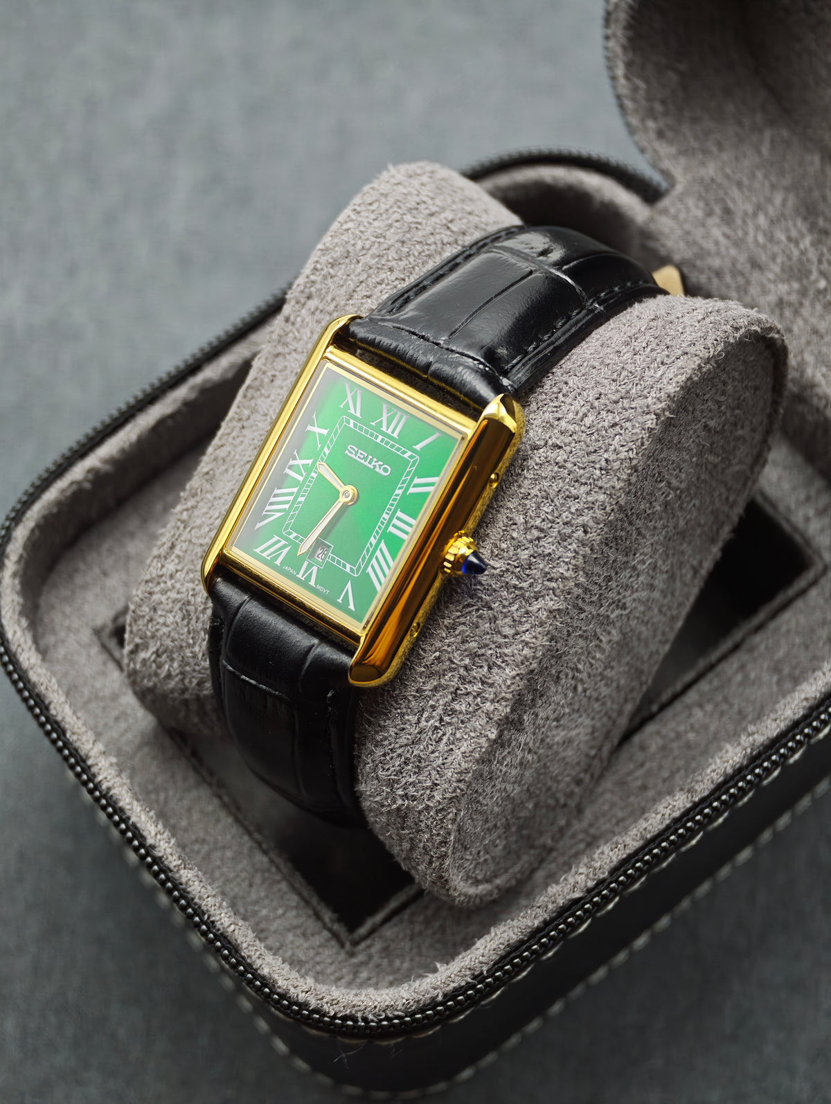 Emerald Royale | 24mm VJ24 Dress Watch