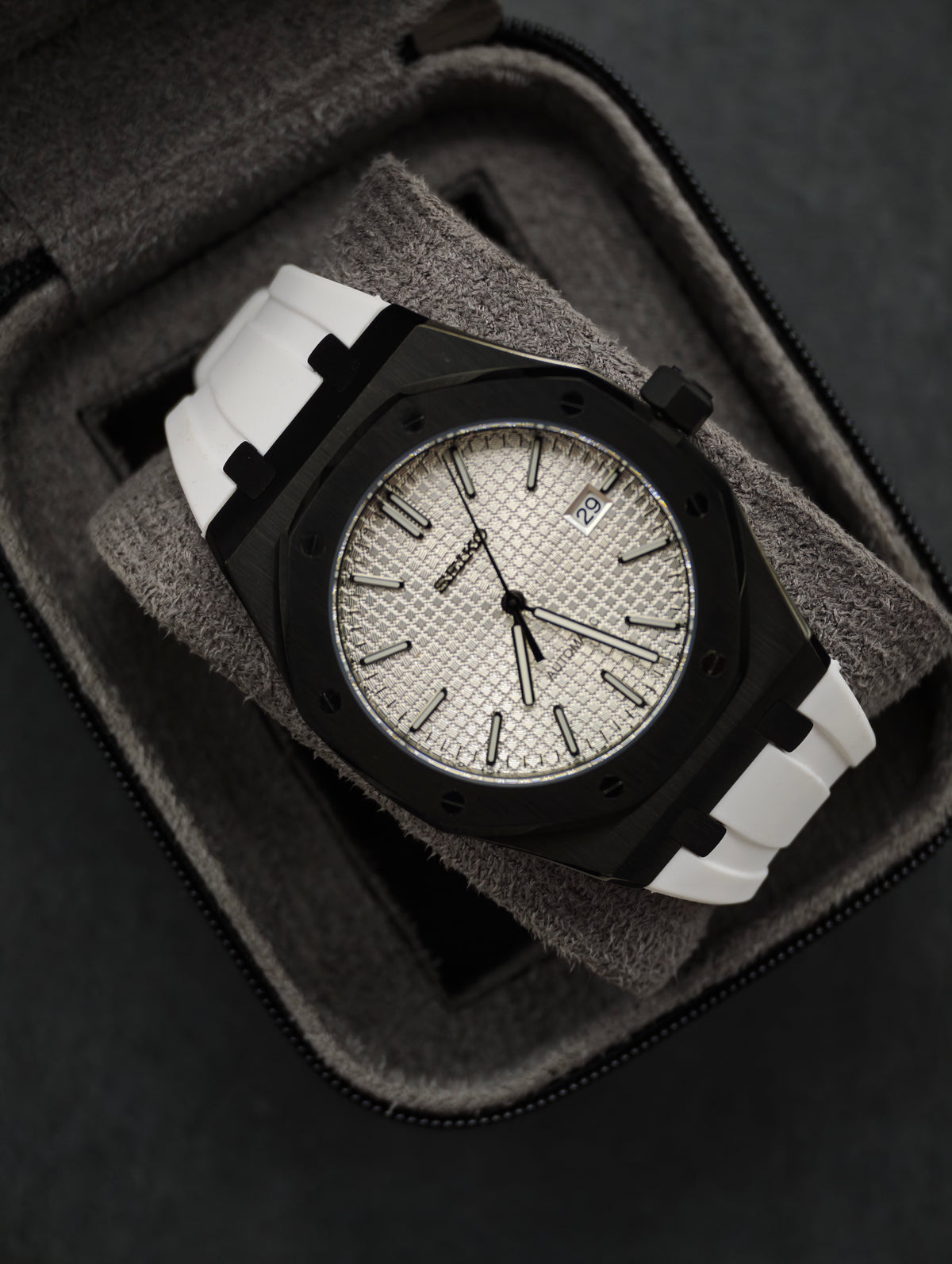 Monochrome Royal Oak | 41mm NH35 Automatic