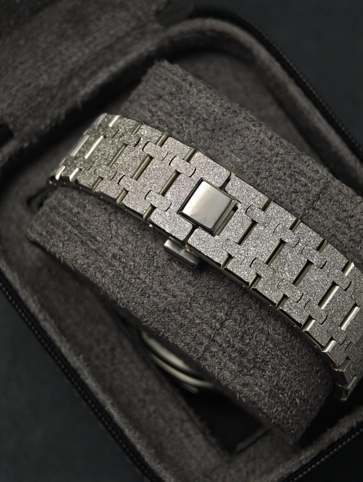 Rainbow Frost Chronograph | 41mm VK63 Mecha-Quartz
