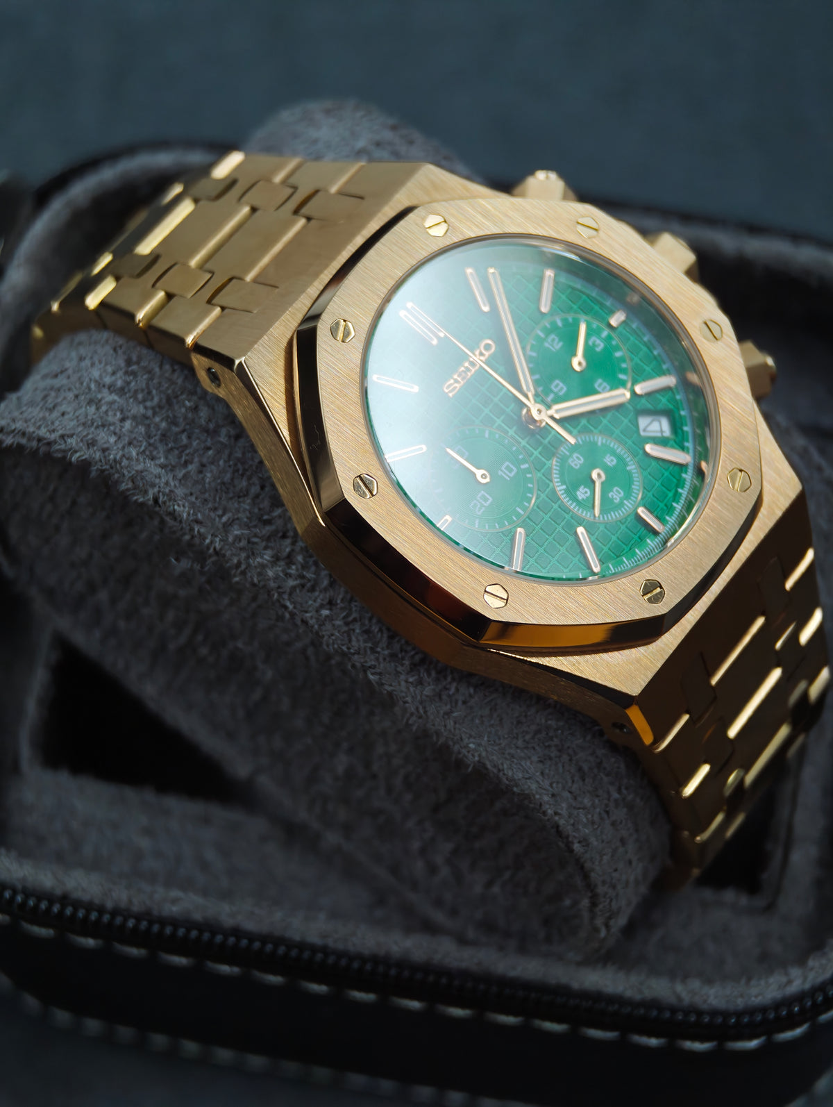 Emerald Rose Royale | 41mm Mecha-Quartz Chronograph