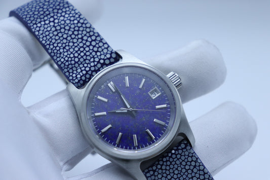 36mm – Lapis Dial | Stingray Strap | Brushed Steel Case