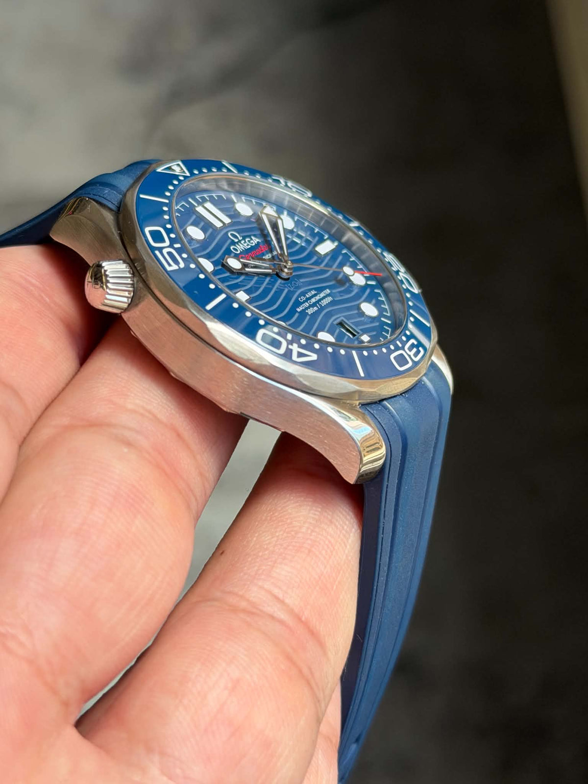Omega Seamaster Diver 300M Blue 42mm | 2025 Box & Papers