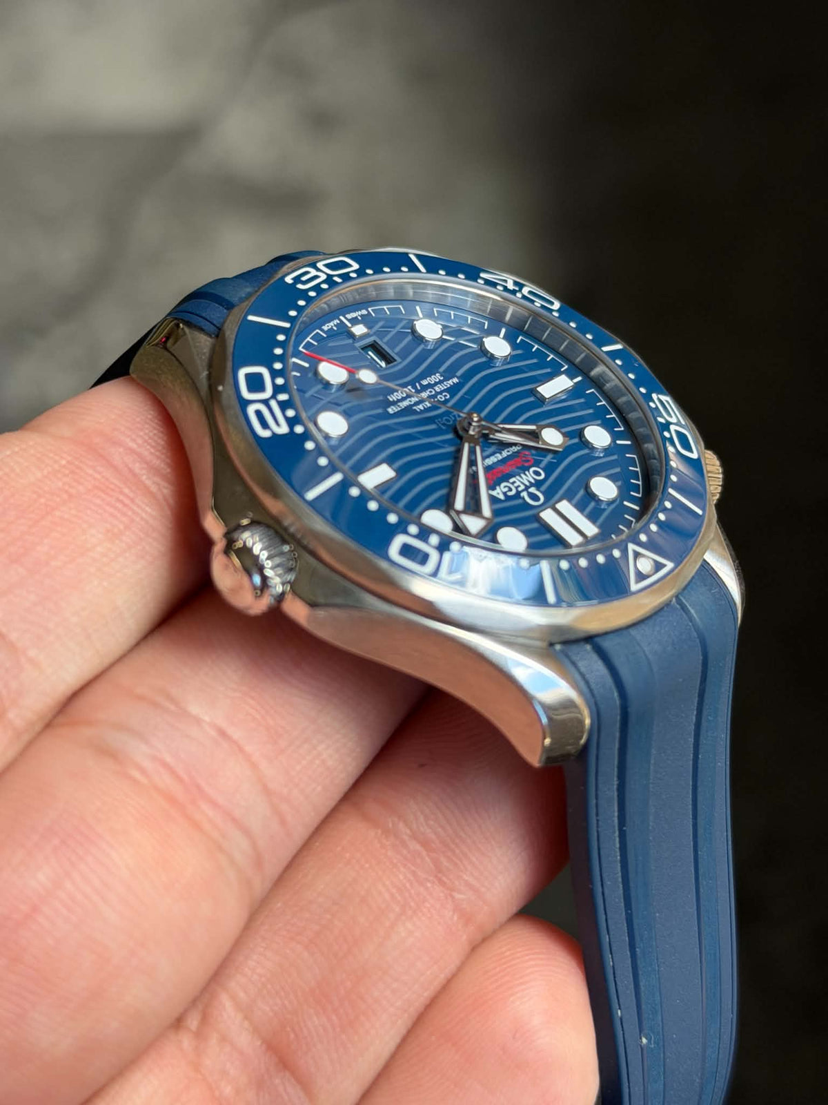 Omega Seamaster Diver 300M Blue 42mm | 2025 Box & Papers