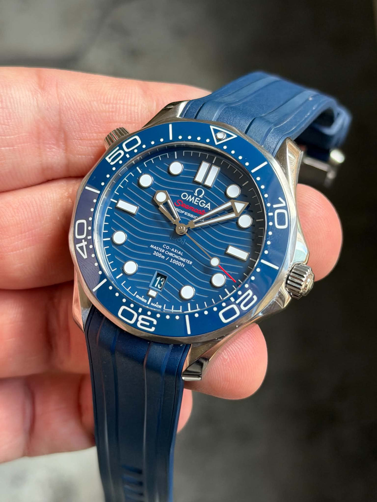 Omega Seamaster Diver 300M Blue 42mm | 2025 Box & Papers