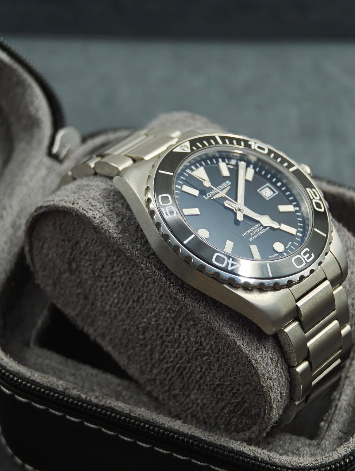2026 Longines HydroConquest 42mm black dial and opposite case side