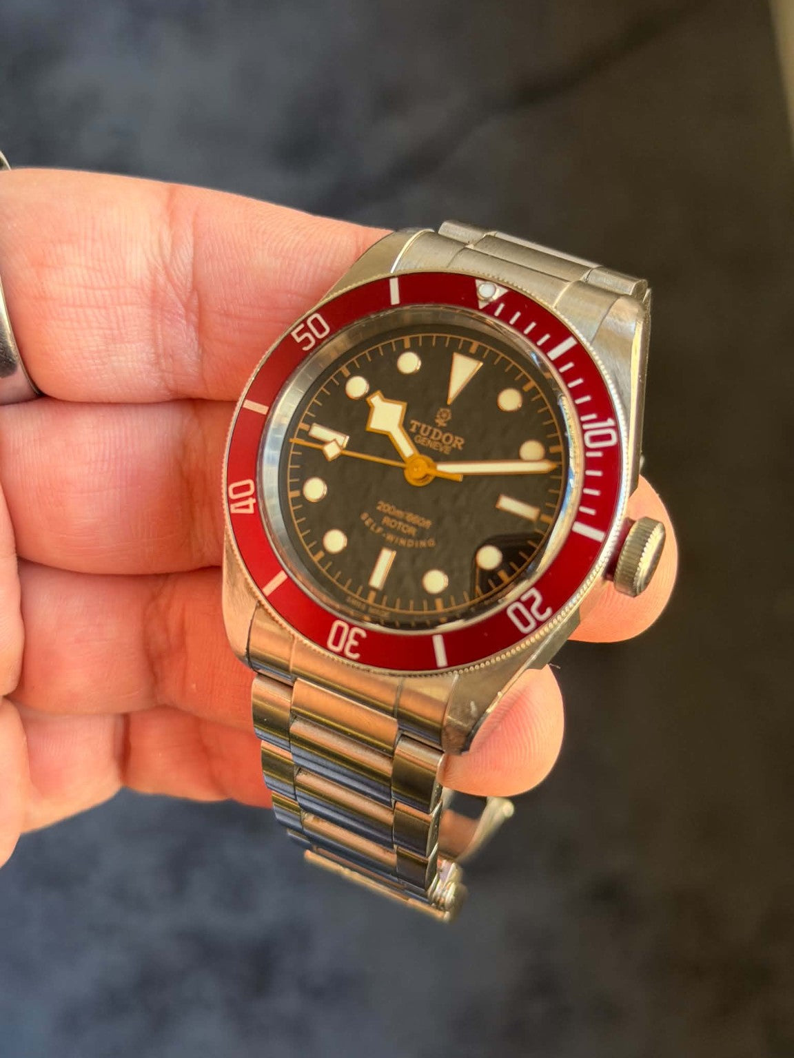 Tudor Black Bay Heritage 79220R with burgundy bezel and black dial